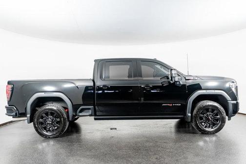 2025 GMC Sierra 2500 AT4