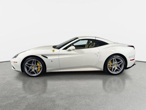 2016 Ferrari California T