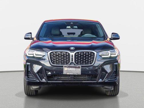 2025 BMW X4 xDrive30i