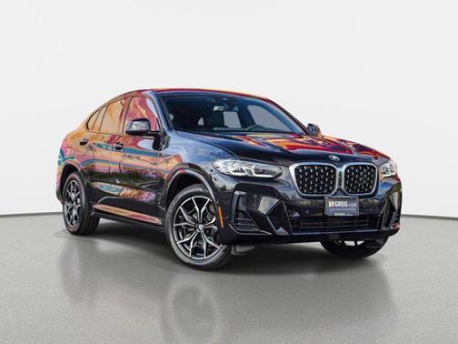 2025 BMW X4 xDrive30i