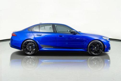 2025 BMW M5 Base