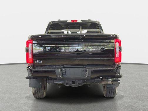 Agate Black Metallic 2025 Ford F-250 Platinum