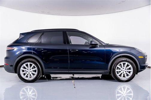 2022 Porsche Cayenne S
