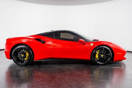 2017 Ferrari 488 GTB Base