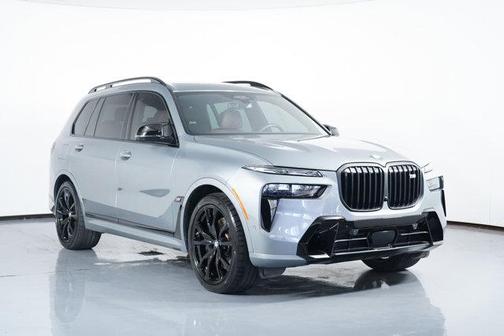 2025 BMW X7 M60i