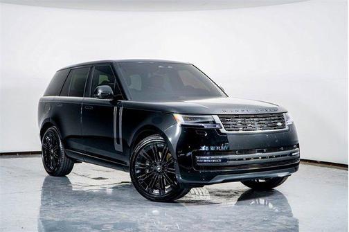 2025 Land Rover Range Rover P530 SE