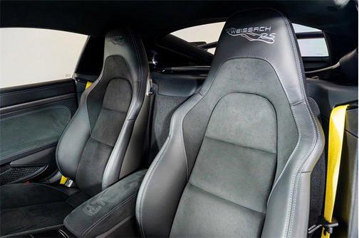2024 Porsche 718 Cayman GT4 RS
