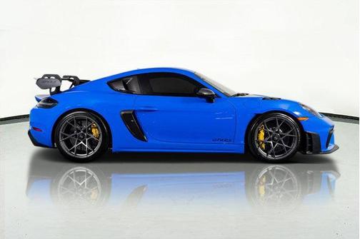 2024 Porsche 718 Cayman GT4 RS