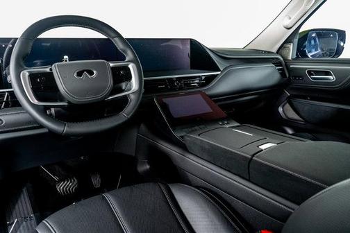 2025 INFINITI QX80 SENSORY AWD