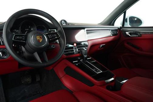2024 Porsche Macan GTS