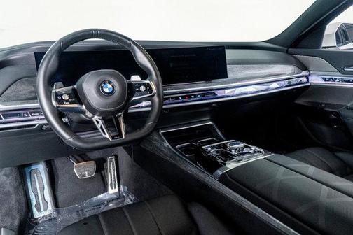 2024 BMW 760 xDrive
