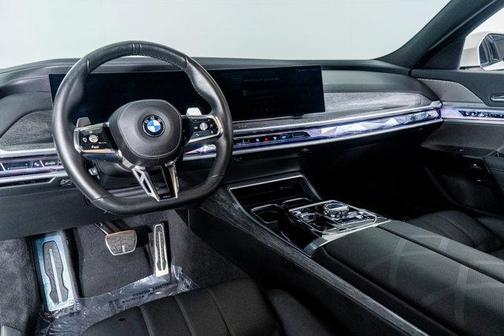 2024 BMW 760 xDrive