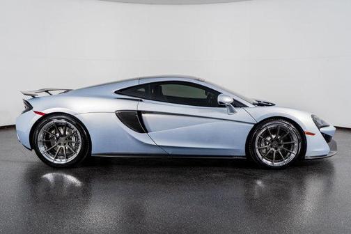 2017 McLaren 570GT Base