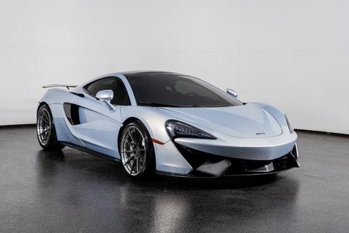2017 McLaren 570GT Base