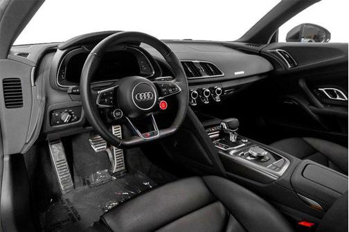 Ara Blue Crystal Effect 2022 Audi R8 V10 performance RWD S tronic