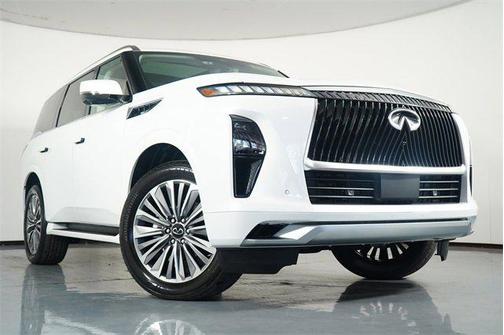 2025 INFINITI QX80 SENSORY AWD