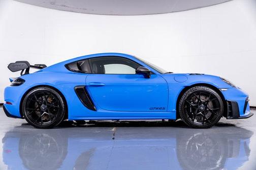 2024 Porsche 718 Cayman GT4 RS