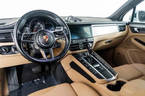 2020 Porsche Macan Turbo