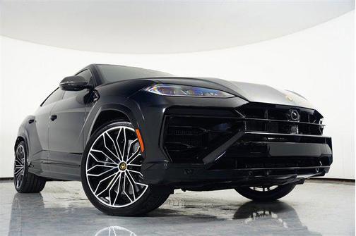 2025 Lamborghini Urus SE