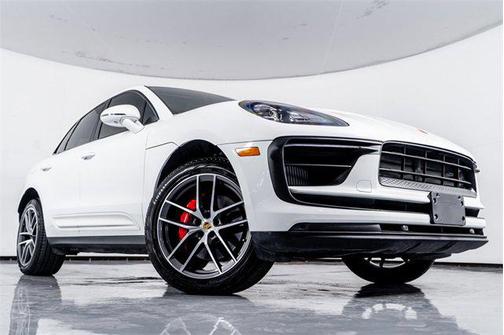 2022 Porsche Macan Base