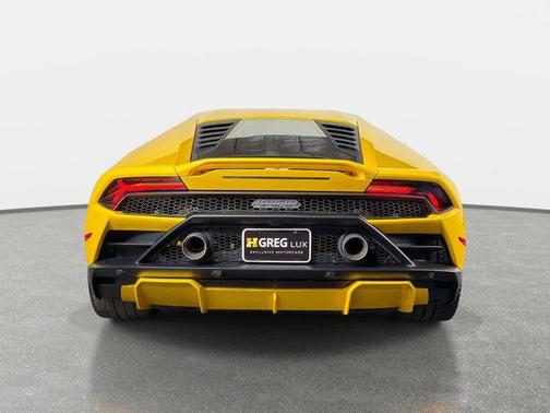 2023 Lamborghini Huracan EVO Coupe RWD