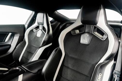 2022 Ford Shelby GT500 Base