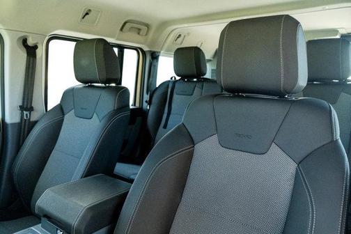 2024 INEOS Grenadier AWD