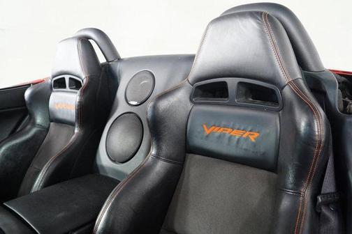 2005 Dodge Viper SRT10
