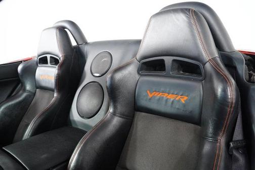 2005 Dodge Viper SRT10