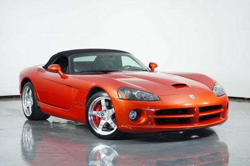 2005 Dodge Viper SRT10