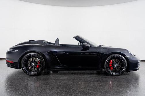 2021 Porsche 911 Carrera 4S Cabriolet