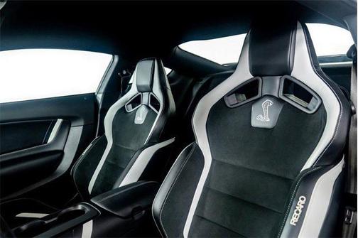 2022 Ford Shelby GT500 Base