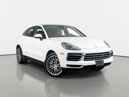 2023 Porsche Cayenne Platinum Edition
