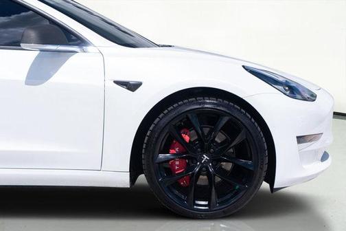 2020 Tesla Model 3 Long Range