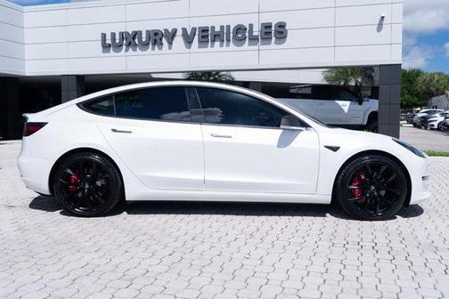 2020 Tesla Model 3 Long Range