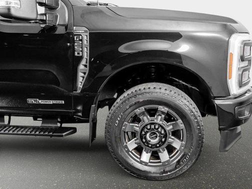 Agate Black Metallic 2024 Ford F-250 Lariat