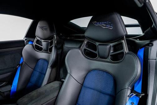 2023 Porsche 718 Cayman GT4 RS