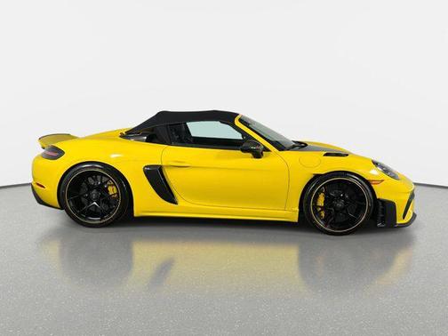 2024 Porsche 718 Spyder RS