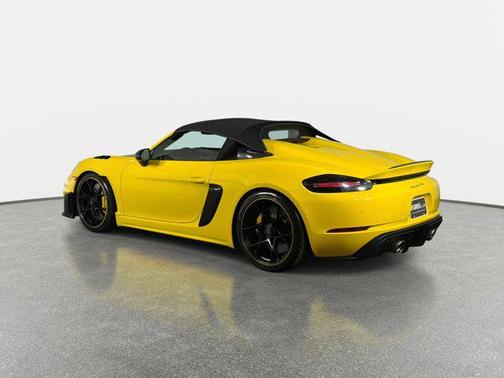 2024 Porsche 718 Spyder RS