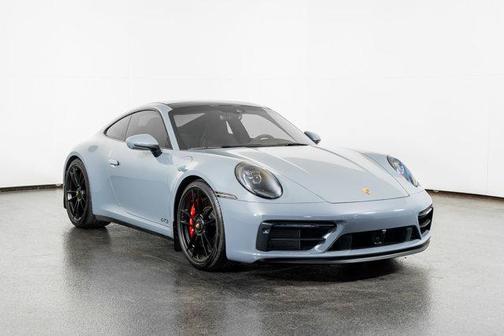 2024 Porsche 911 Carrera 4 GTS