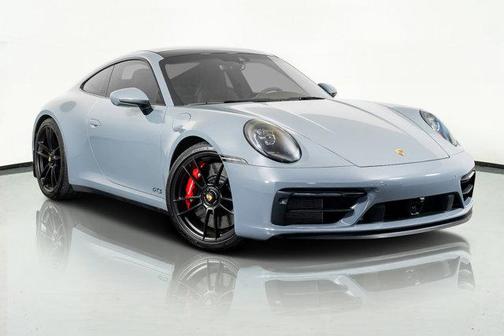 2024 Porsche 911 Carrera 4 GTS