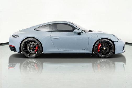 2024 Porsche 911 Carrera 4 GTS