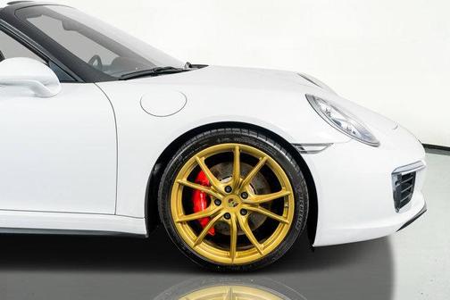 2019 Porsche 911 Targa 4S