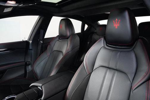2024 Maserati Quattroporte Modena Ultima Q4