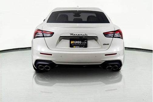 2022 Maserati Ghibli Modena