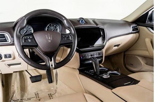 2022 Maserati Ghibli Modena