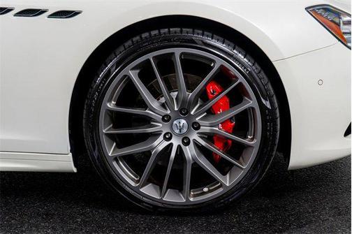 2022 Maserati Ghibli Modena