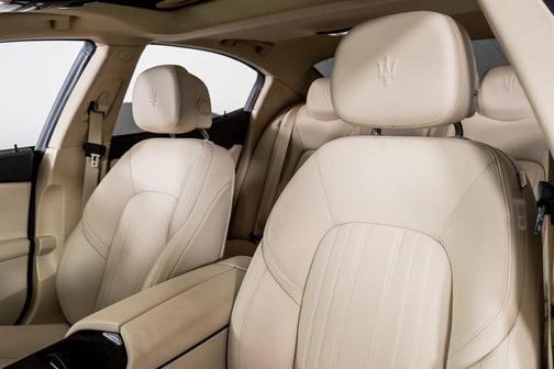 2022 Maserati Ghibli Modena