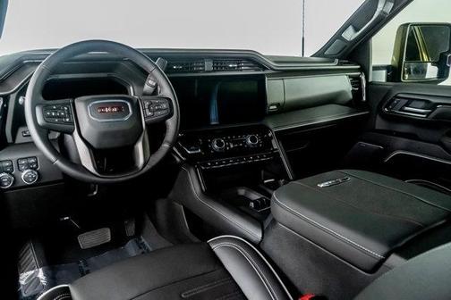 2025 GMC Sierra 2500 AT4