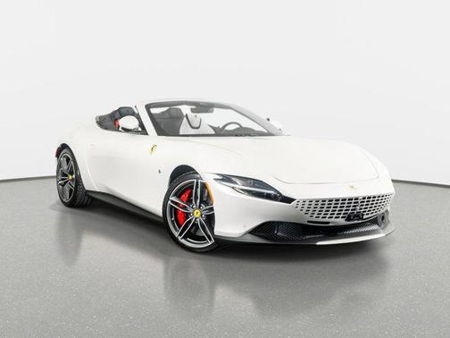 2024 Ferrari Roma Spider Base
